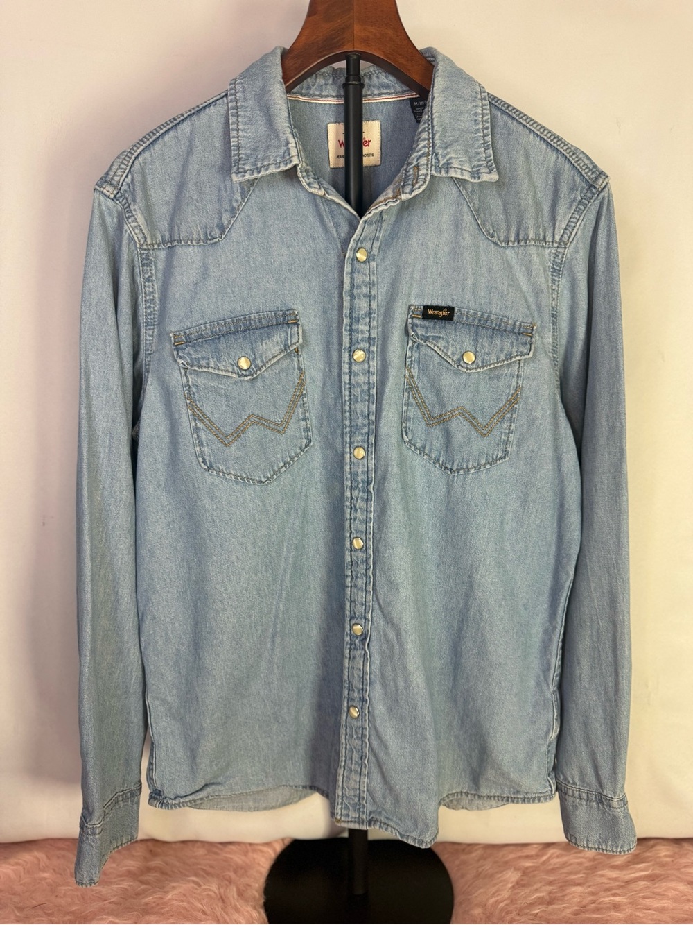 Wrangler - Vintage Men’s 100% Cotton Light Blue Denim Western Shirt - Size M